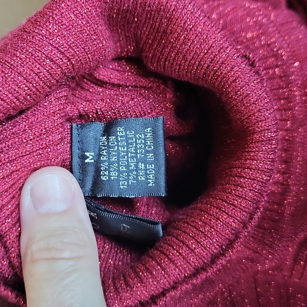 Red Glitter Turtleneck Size Medium - Picture 9 of 10